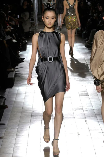 Look 48